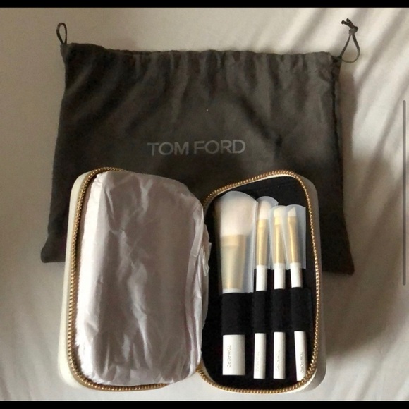 Luxury Makeup brush set from Tom Ford’s SOLEIL collection - Picture 2 of 2